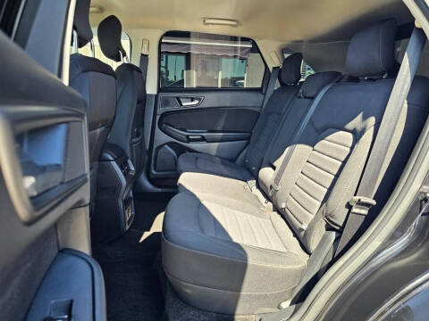 2017 Ford Edge SE