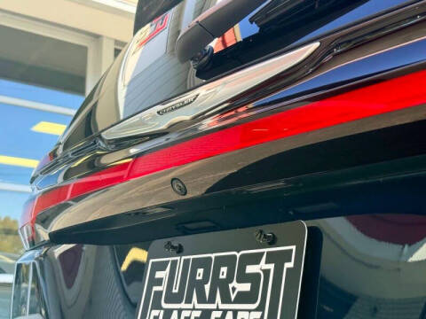 2025 Chrysler Pacifica Plug-In Hybrid Pinnacle