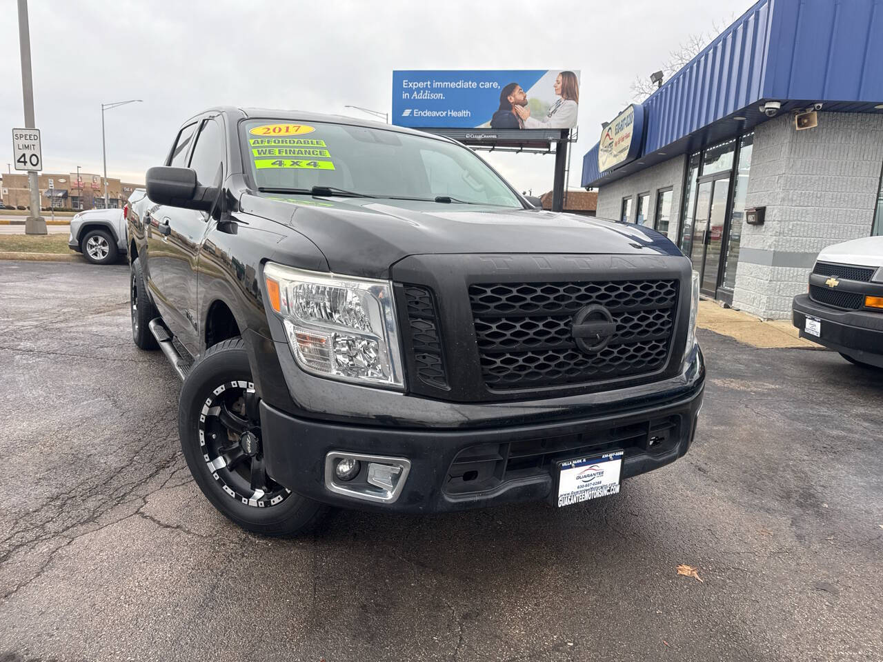 2017 Nissan Titan S 4x4 4dr Crew Cab's photo