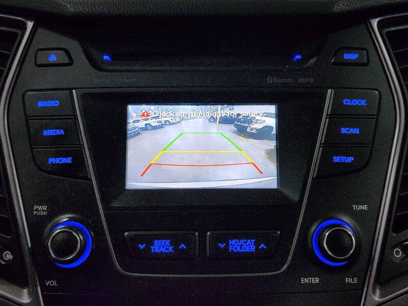 2016 Hyundai Santa Fe SE