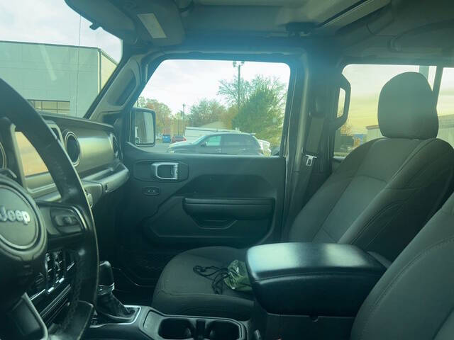 2022 Jeep Gladiator Sport S