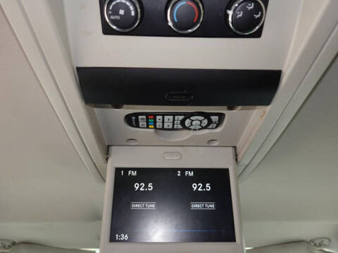 2014 Chrysler Town and Country Touring