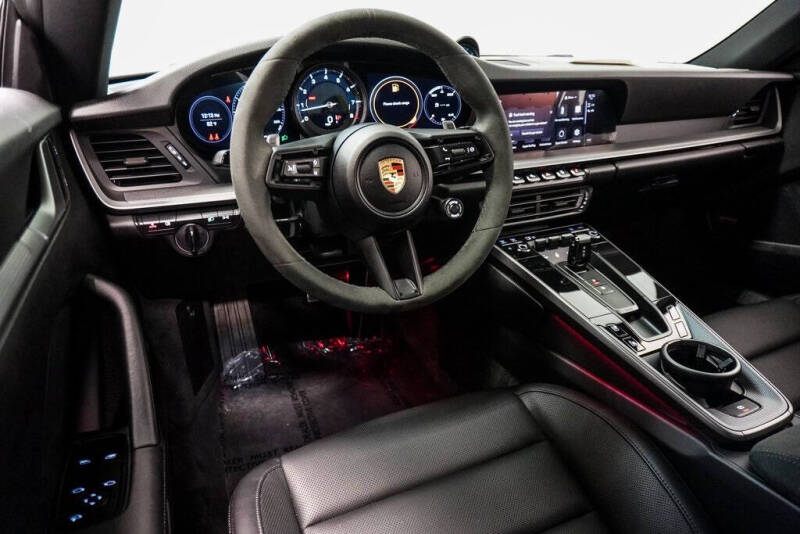 2024 Porsche 911 Carrera