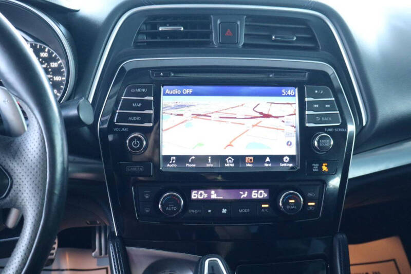 2017 Nissan Maxima