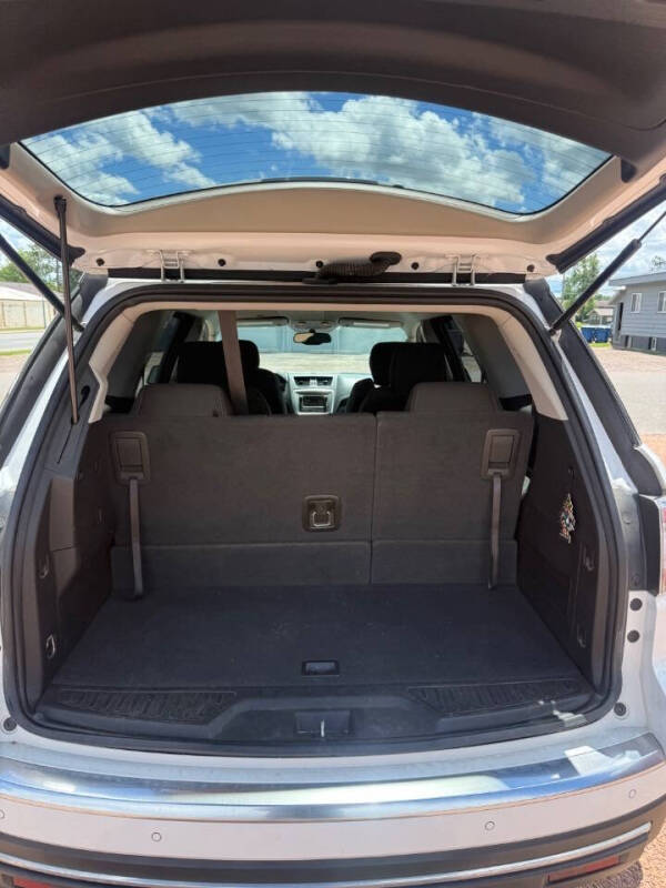 2016 GMC Acadia SLE-2