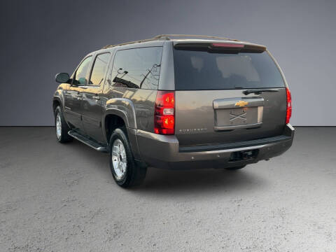 2013 Chevrolet Suburban LT