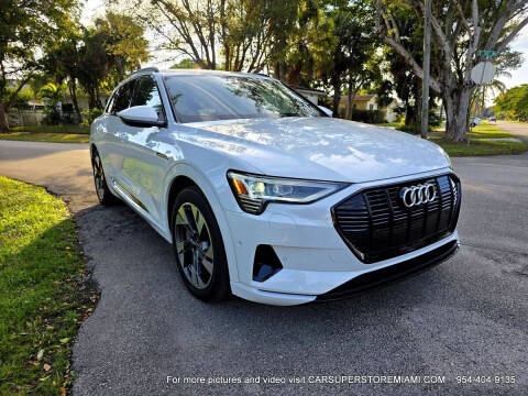 2021 Audi e-tron quattro Premium