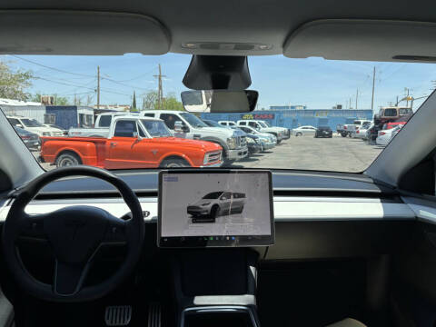 2023 Tesla Model Y Performance