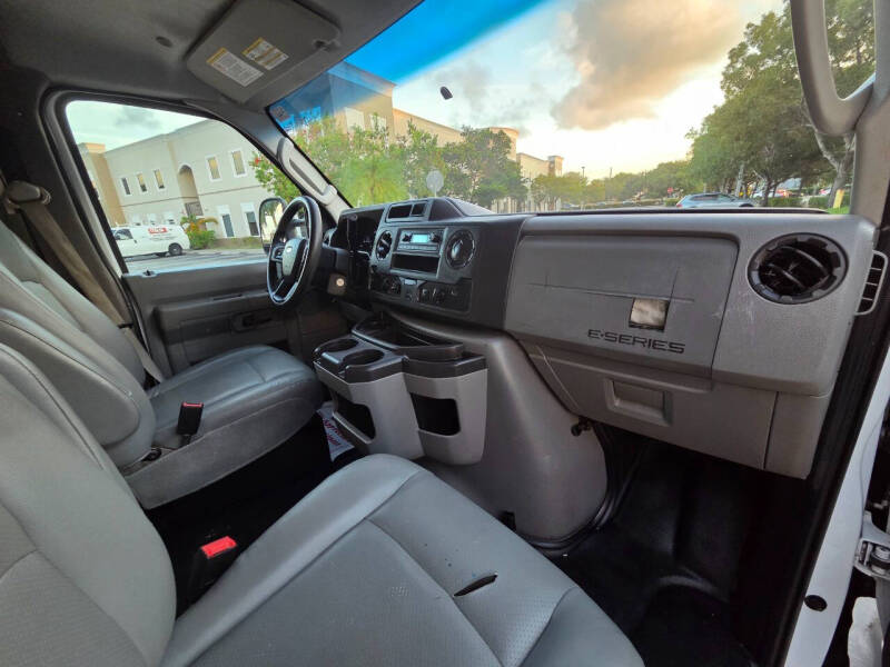 2021 Ford E-Series E-350 SD