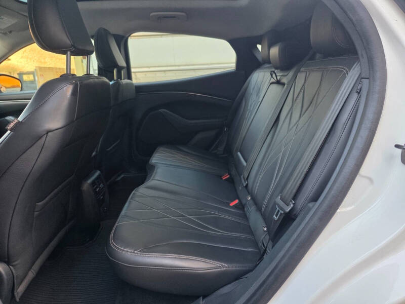 2021 Ford Mustang Mach-E California Route 1