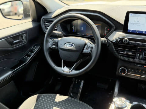 2023 Ford Escape Hybrid Active