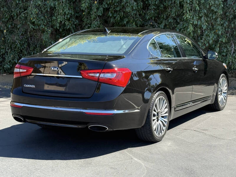 2016 Kia Cadenza Premium