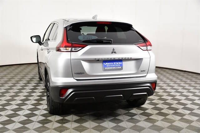 2024 Mitsubishi Eclipse Cross LE