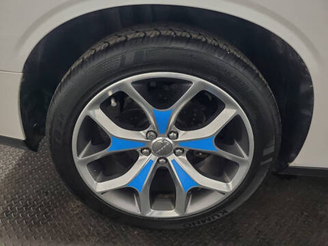 2015 Dodge Challenger SXT Plus