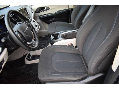 2021 Chrysler Pacifica Touring