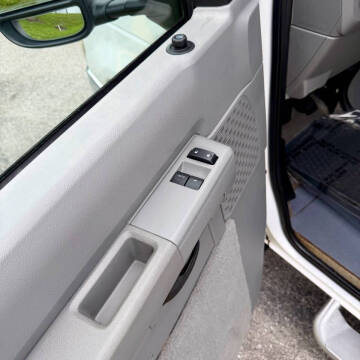 2011 Ford E-350