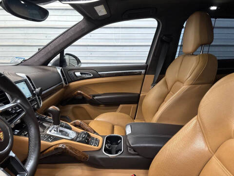 2015 Porsche Cayenne Turbo