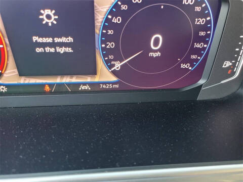 2025 Volkswagen Taos SEL 4Motion