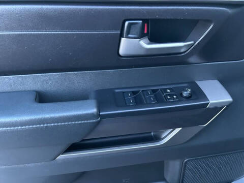 2025 Toyota Tundra SR5