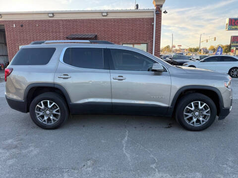 2022 GMC Acadia SLE