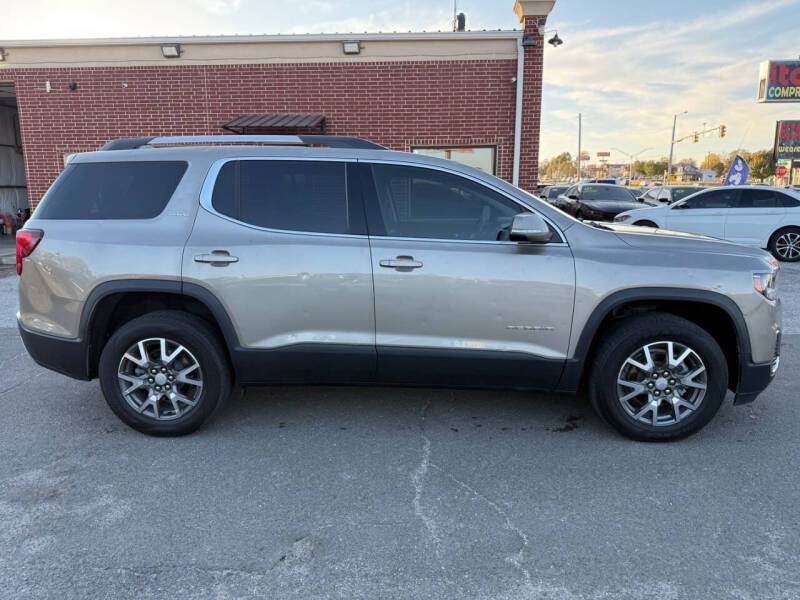 2022 GMC Acadia SLE