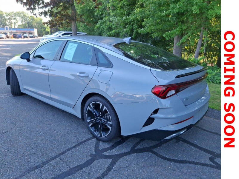 2022 Kia K5