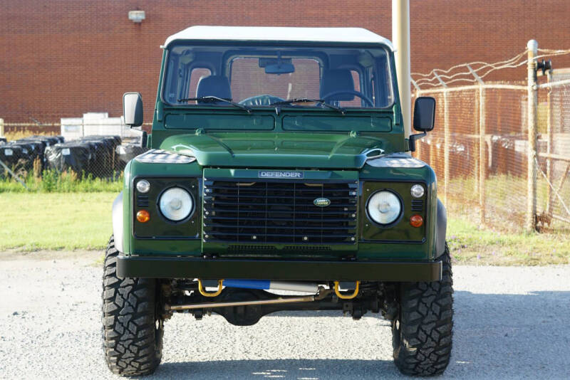 2000 Land Rover Defender