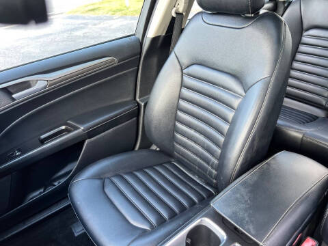 2019 Ford Fusion SEL