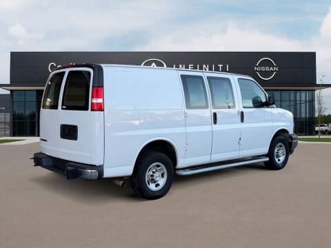 2024 Chevrolet Express 2500