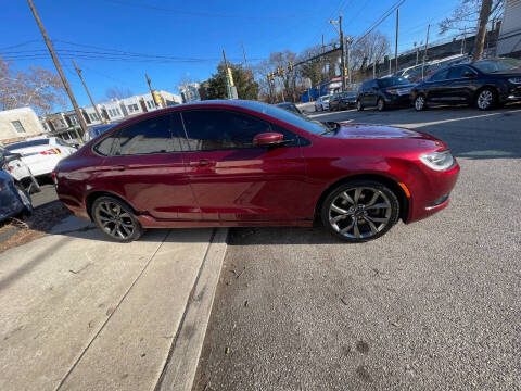 2016 Chrysler 200 S