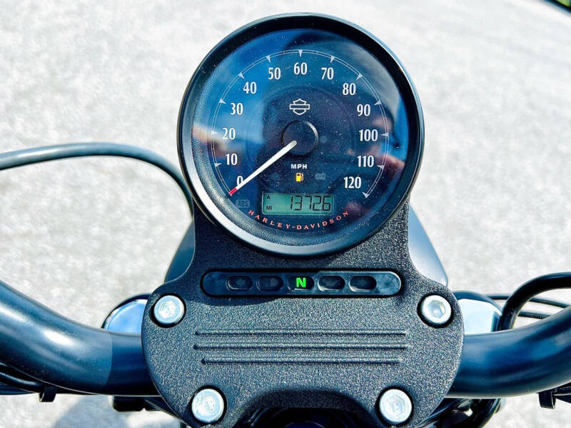 2020 Harley-Davidson XL883N Iron 883