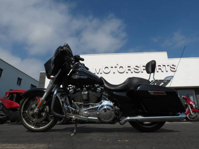 2023 Harley-Davidson Street Glide