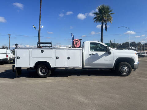 2022 Chevrolet Silverado 3500HD CC Work Truck