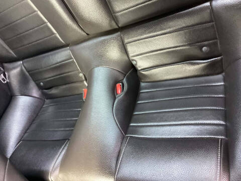2011 Ford Mustang GT Premium