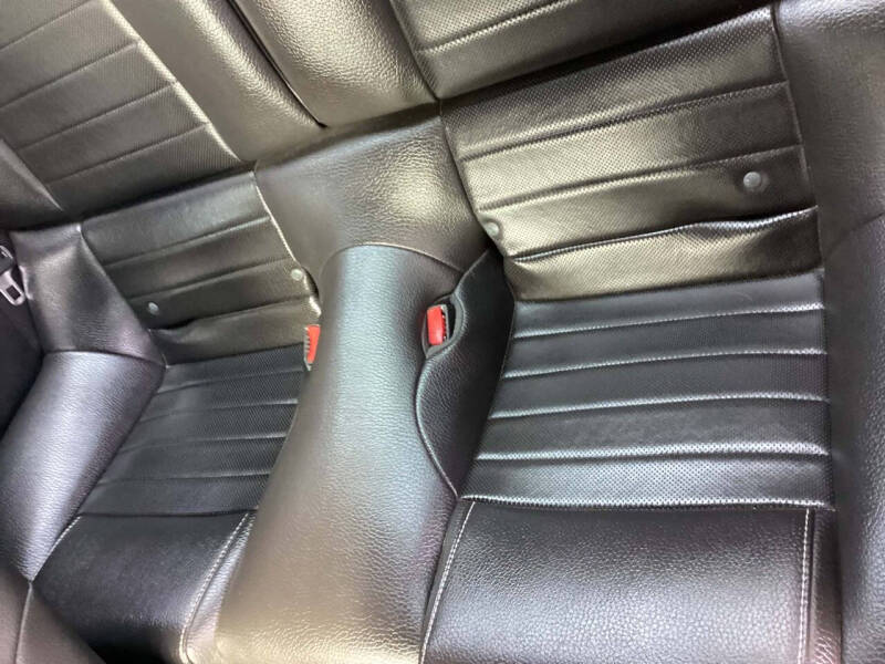 2011 Ford Mustang GT Premium