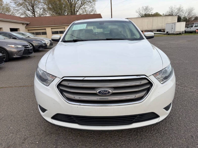 2013 Ford Taurus SEL