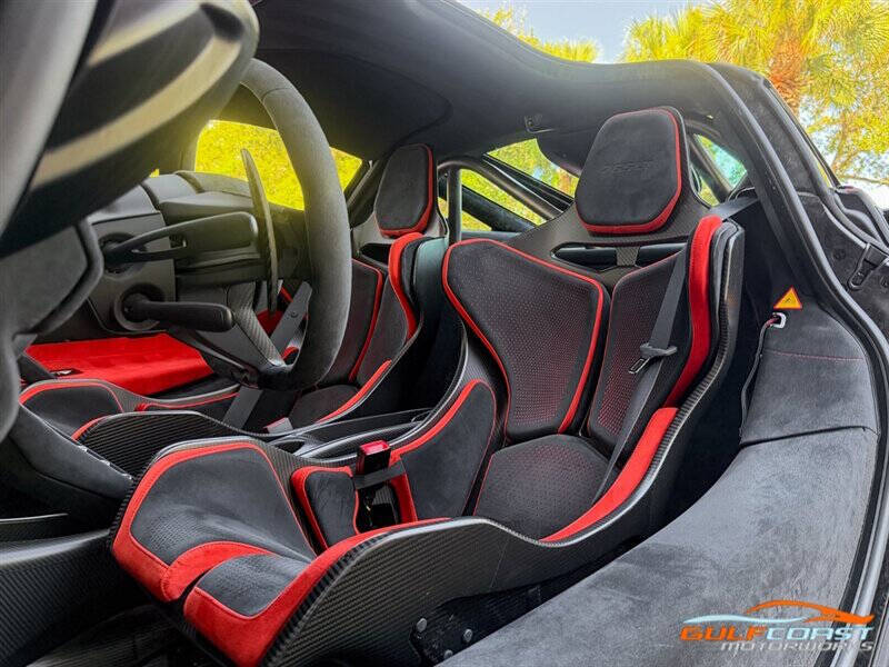 2021 McLaren 765LT