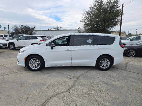 2024 Chrysler Pacifica Touring