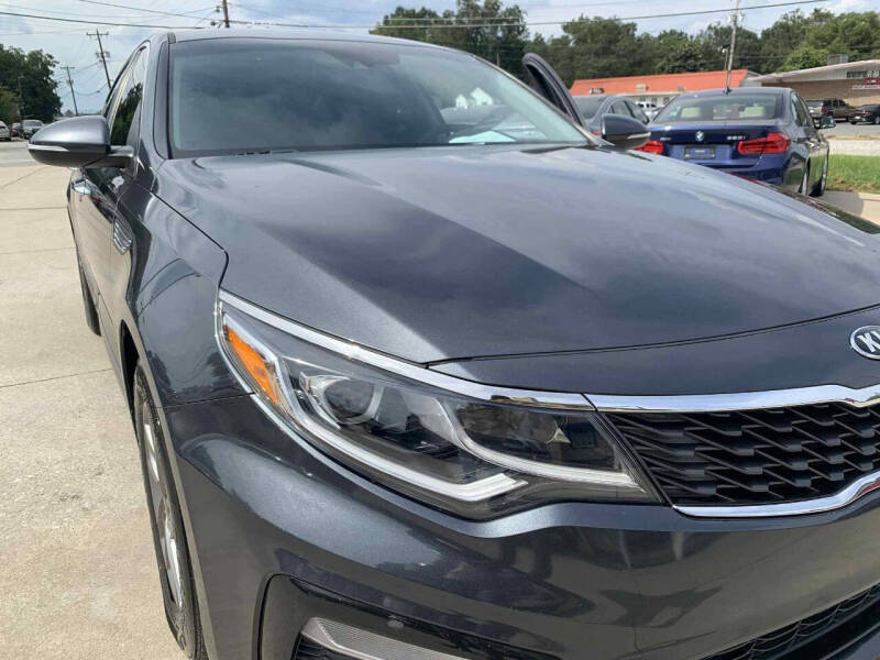 2020 Kia Optima LX