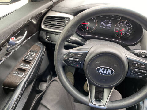 2018 Kia Sorento L