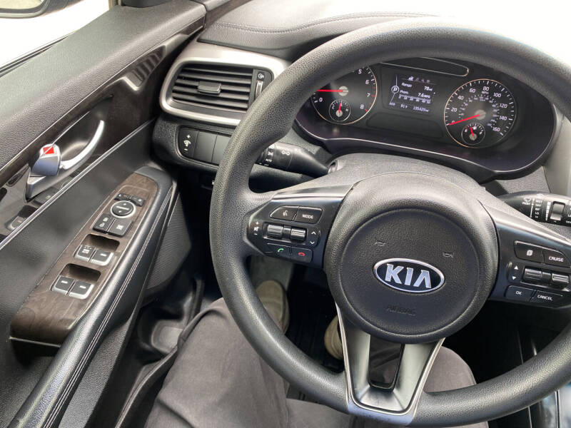 2018 Kia Sorento L