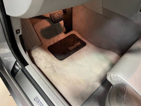 2004 BMW 5 Series 525i