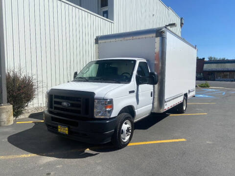 2022 Ford E-Series for sale at DAVENPORT MOTOR COMPANY in Davenport WA