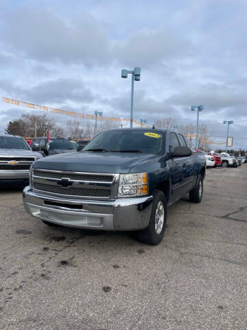 2013 Chevrolet Silverado 1500 for sale at R&R Car Company in Mount Clemens MI