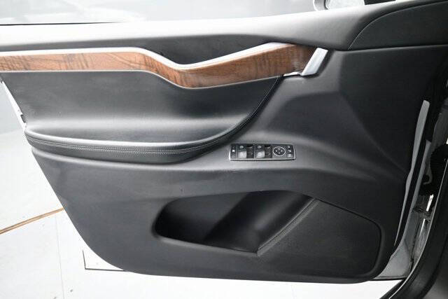 2020 Tesla Model X Long Range