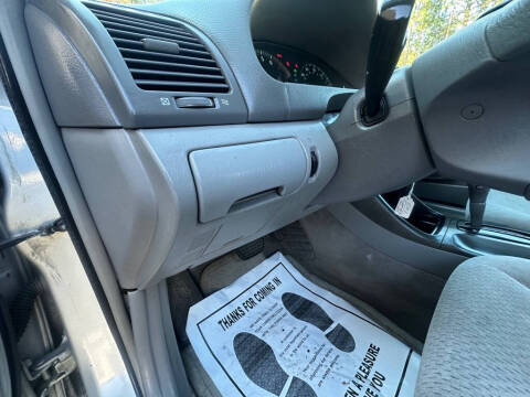 2002 Toyota Camry LE