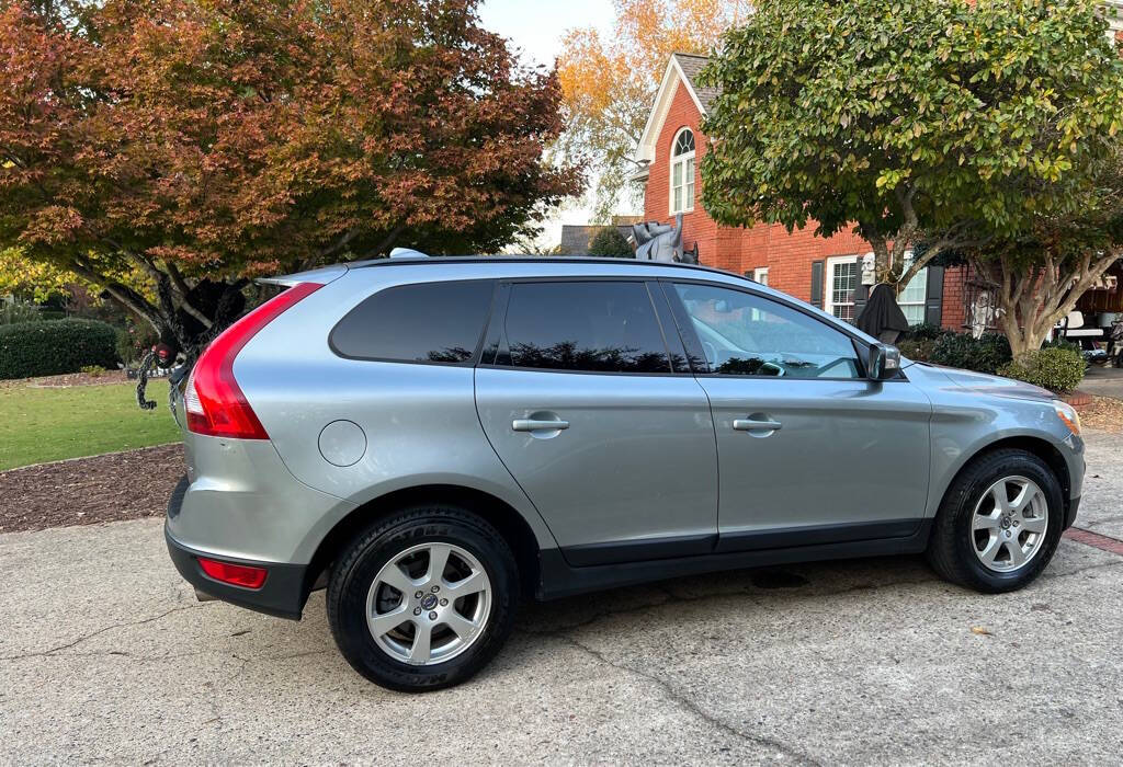 2010 Volvo XC60 for sale at Select Autos in Alpharetta , GA