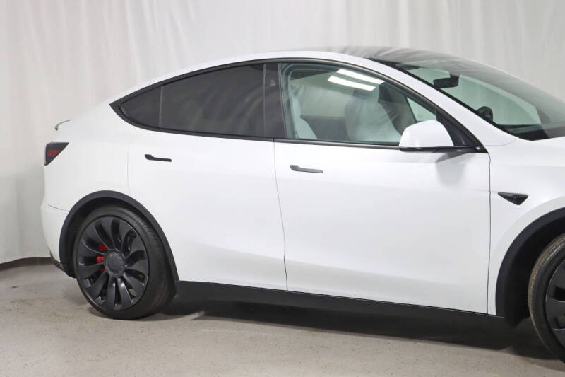 2025 Tesla Model Y Performance