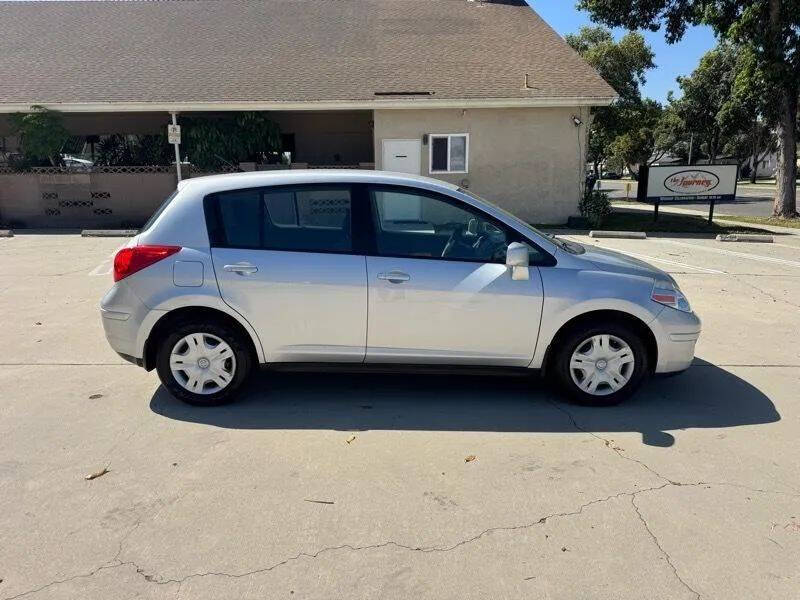 2011 Nissan Versa 1.8 S