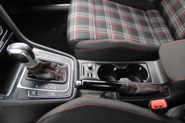 2016 Volkswagen Golf GTI S